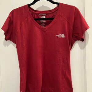 North Face ruby red women's v-neck performance t-shirt size small